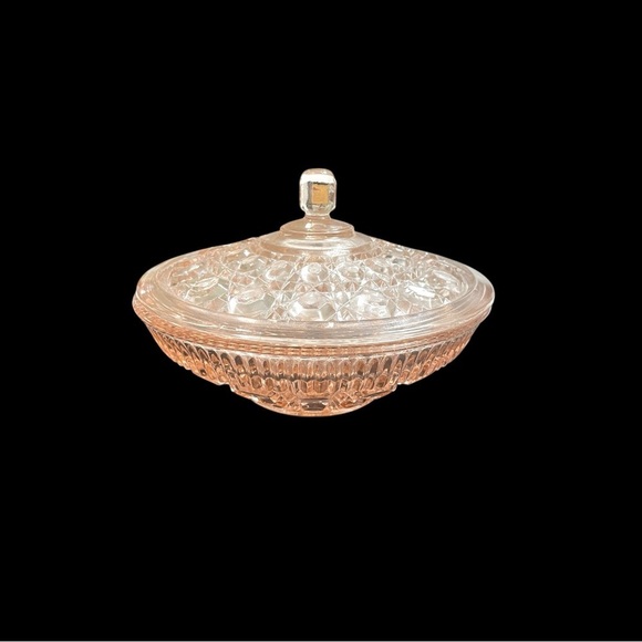 Collectible Vintage Federal Glass Co. Candy Dish - Pink Indiana Windsor - Picture 5 of 6